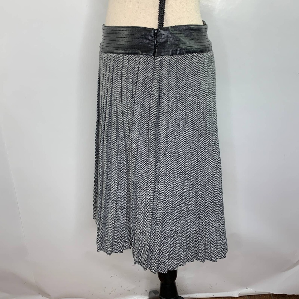 Altar'd State Gray Herringbone Pattern Pleated Fa… - image 3